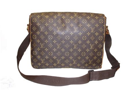 real Louis Vuitton Messenger bag